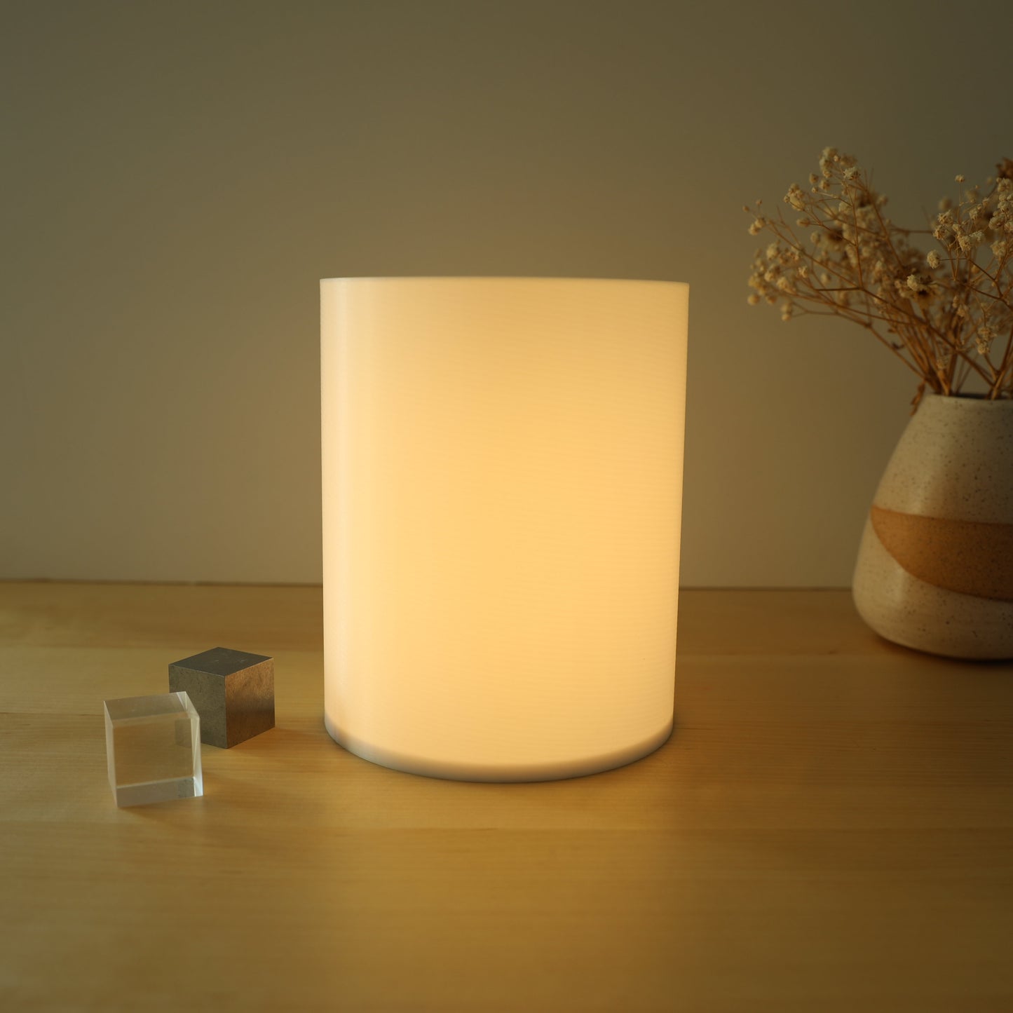 The Monolight: Dimmable Rechargeable Eco-Friendly Touch Table Lamp